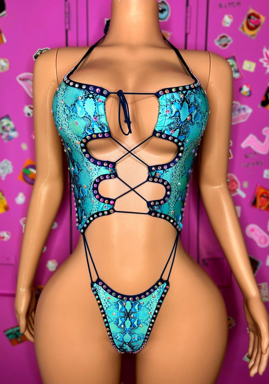 Bliss blue snakeskin - one size fit most